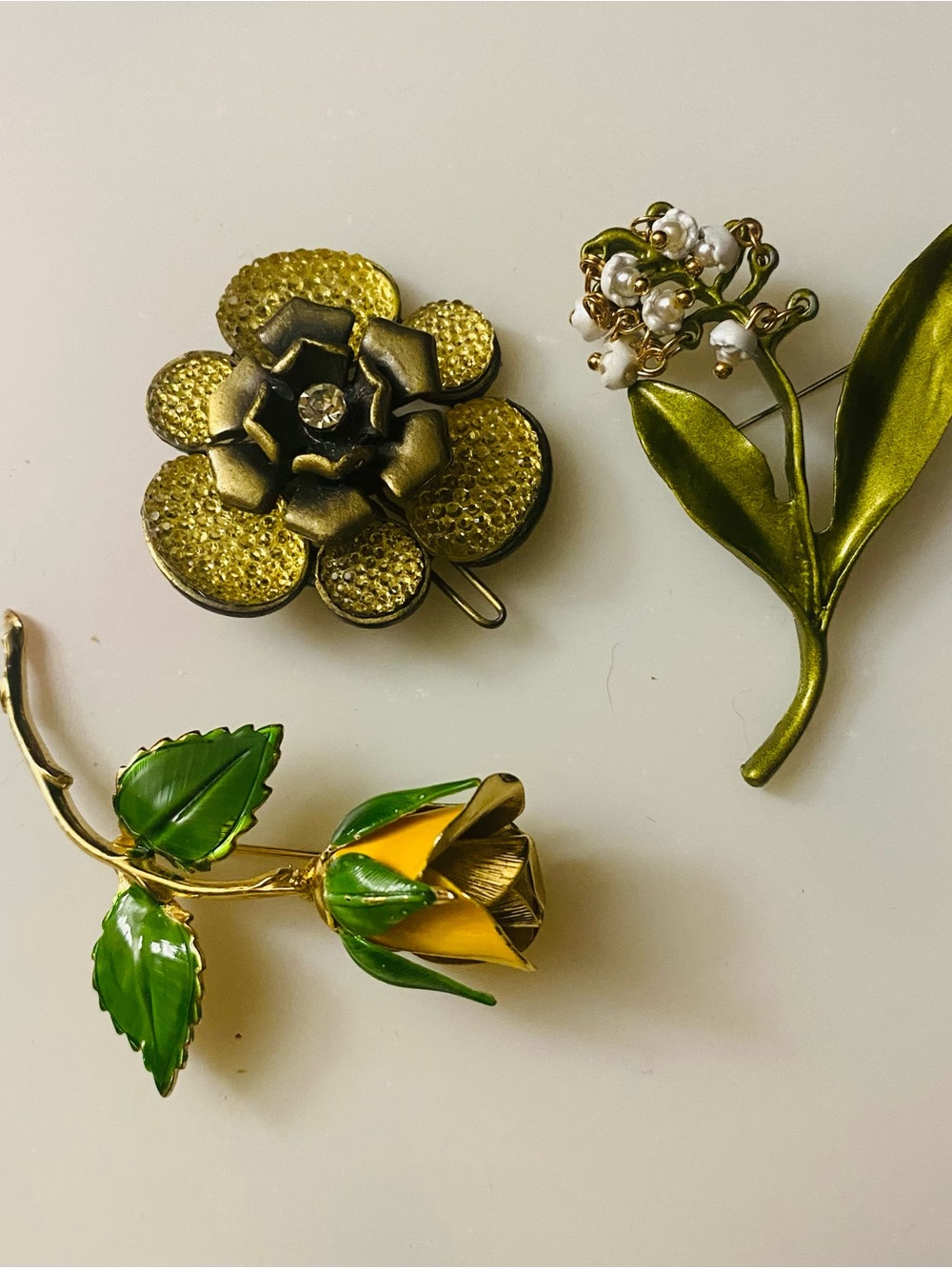 Gold & Green Floral Brooch Set & Clip Women Accessories rose stamped Giovanni